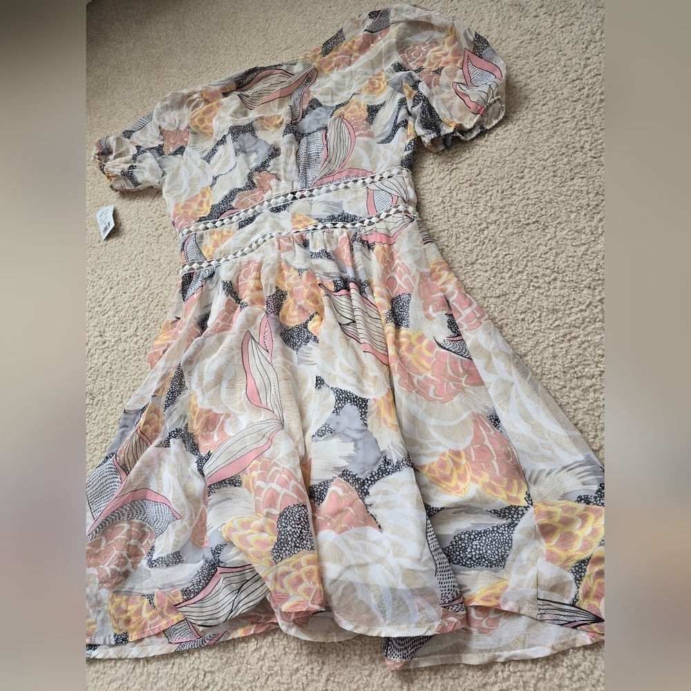 NWT Molly Bracken Floral Dress - Picture 10 of 12